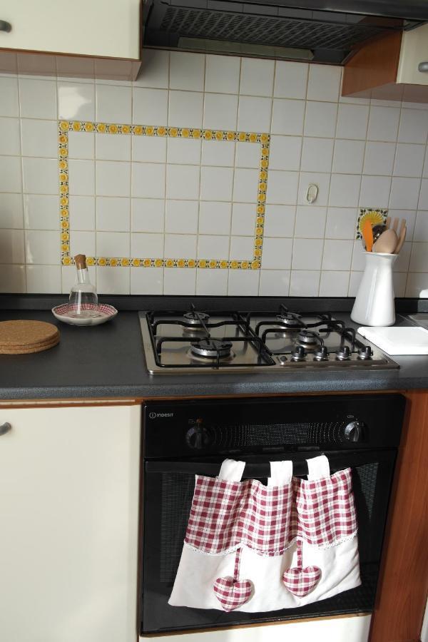Appartamento La Casa Del Sole Caprarola Esterno foto