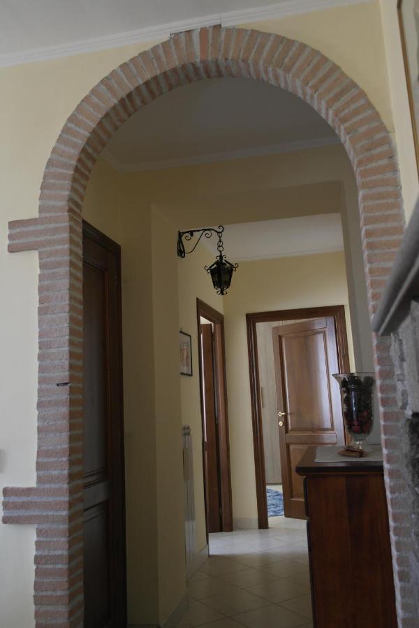 Appartamento La Casa Del Sole Caprarola Esterno foto