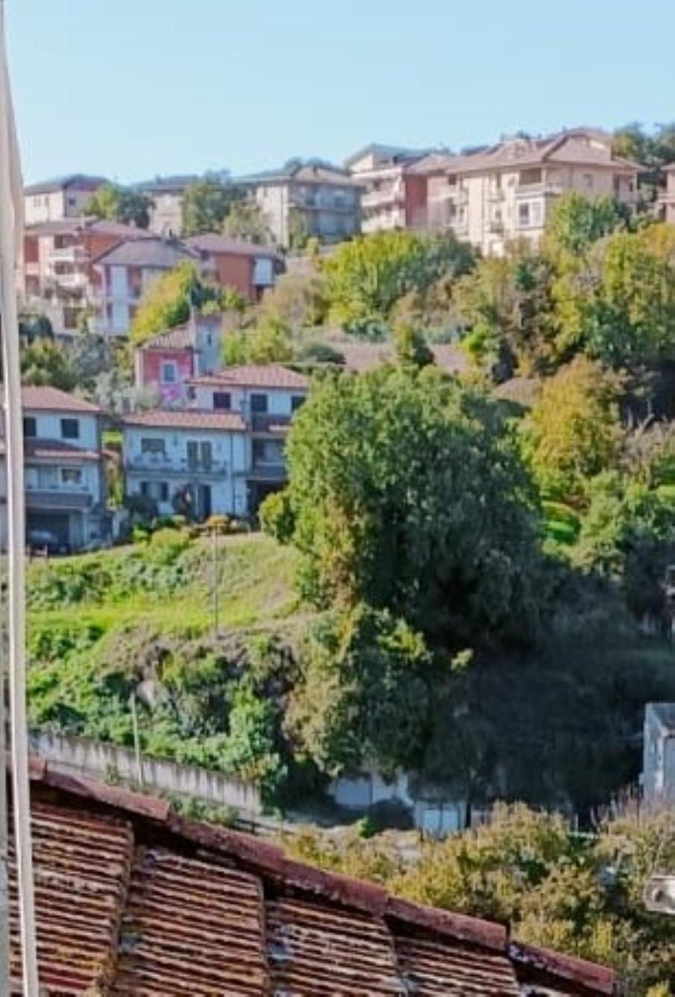 Appartamento La Casa Del Sole Caprarola Esterno foto