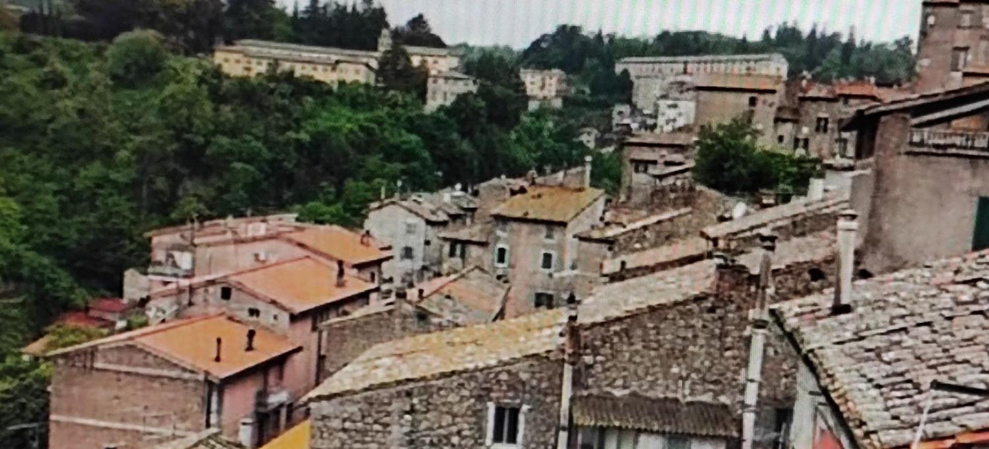 Appartamento La Casa Del Sole Caprarola Esterno foto